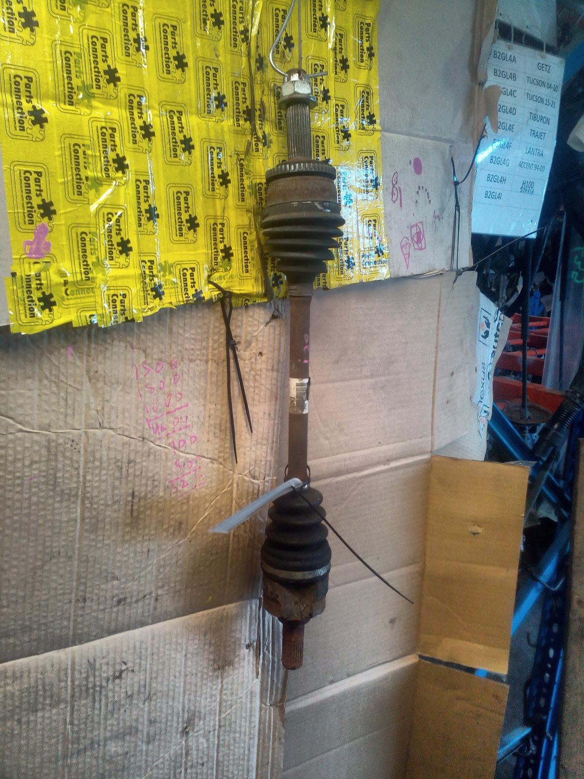2011 Hyundai I20 Left Driveshaft View Auto part Left Driveshaft Hyundai I20 2011