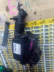 View Auto part Air Cleaner/Box Kia Stonic 2022
