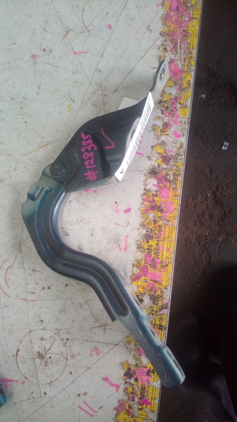 View Auto part Bonnet Hinge/Strut Hyundai Venue 2021