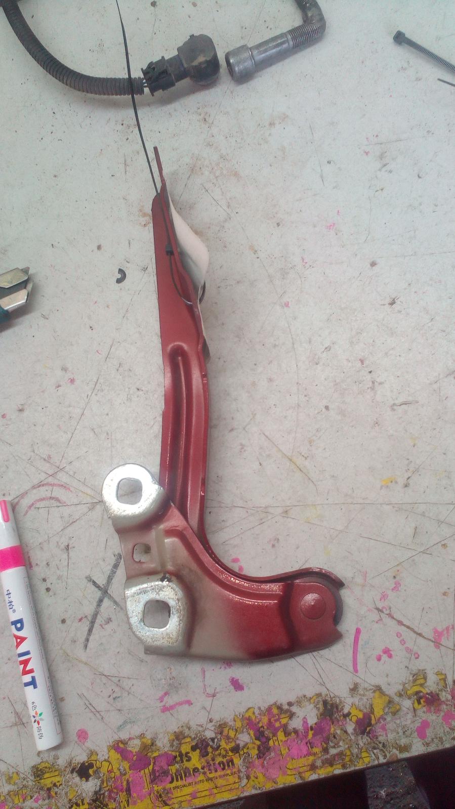 View Auto part Bonnet Hinge/Strut Holden Equinox 2018
