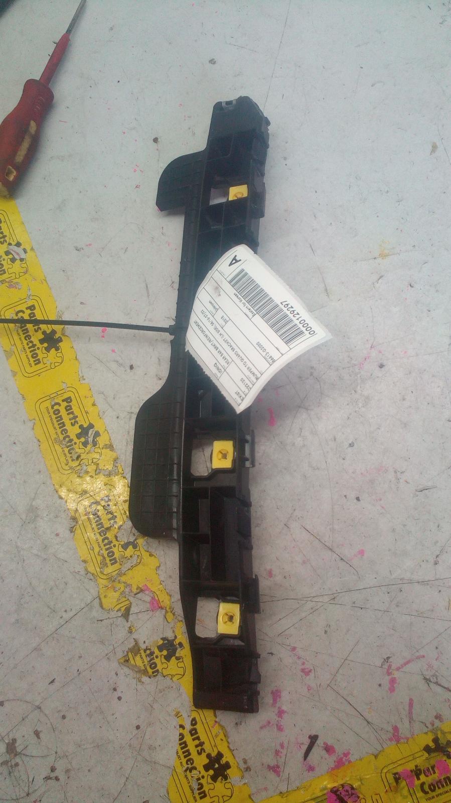 View Auto part R/Bar Bracket/Reinfo Hyundai Ioniq 2018