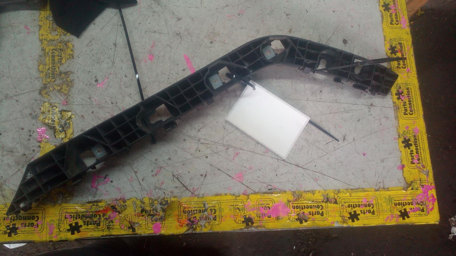 2013 Hyundai I45 R/Bar Bracket/Reinfo View Auto part R/Bar Bracket/Reinfo Hyundai I45 2013