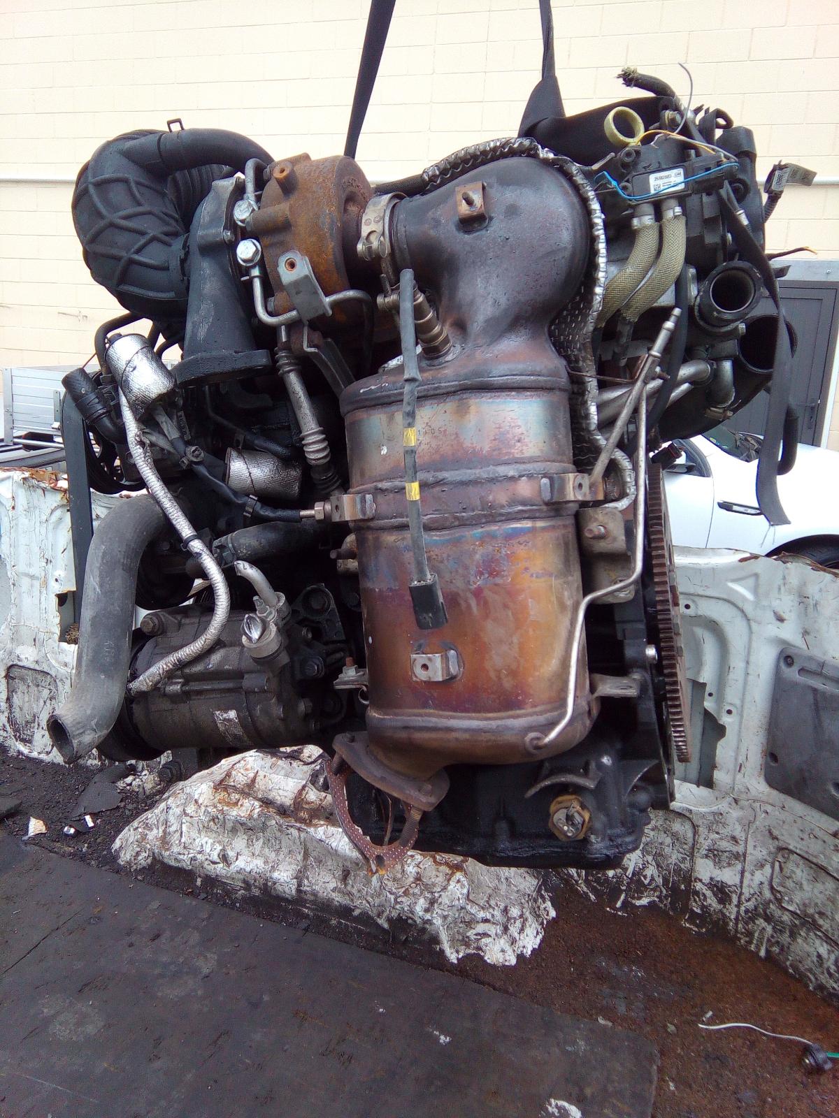 View Auto part Engine Holden Captiva 2012