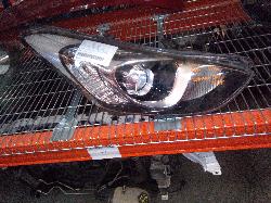 View Auto part Right Headlamp Hyundai I30 2015