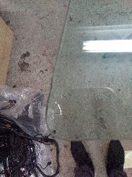 View Auto part Left Front Door Window Kia Sportage 2012