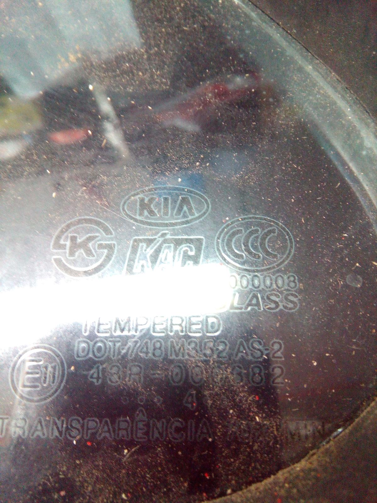 View Auto part Left Rear 1/4 Door Glass Kia Sorento 2006
