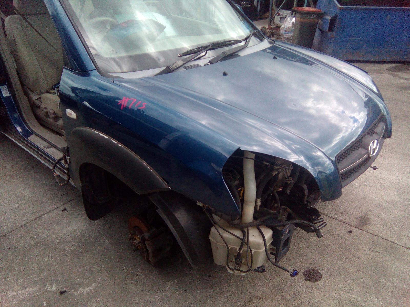 View Auto part Right Rear Door Sliding Hyundai Tucson 2005