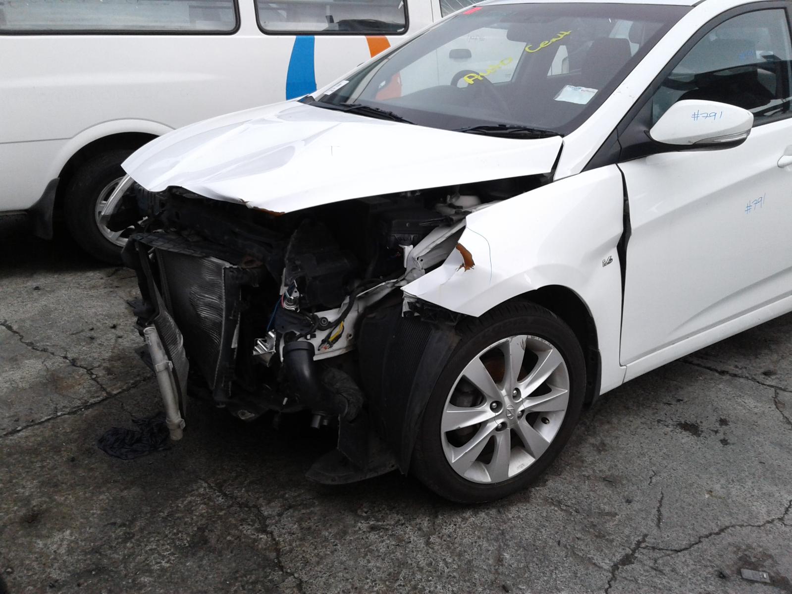 View Auto part Engine Hyundai Accent 2013