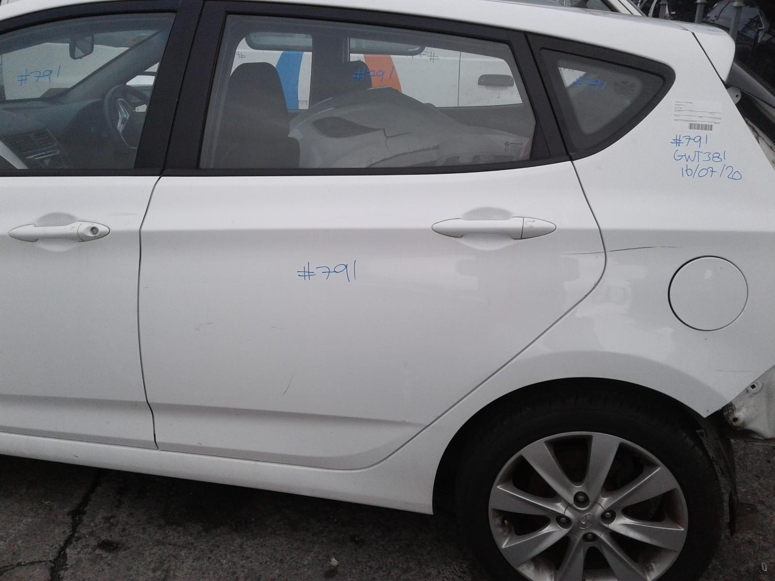 View Auto part Engine Hyundai Accent 2013