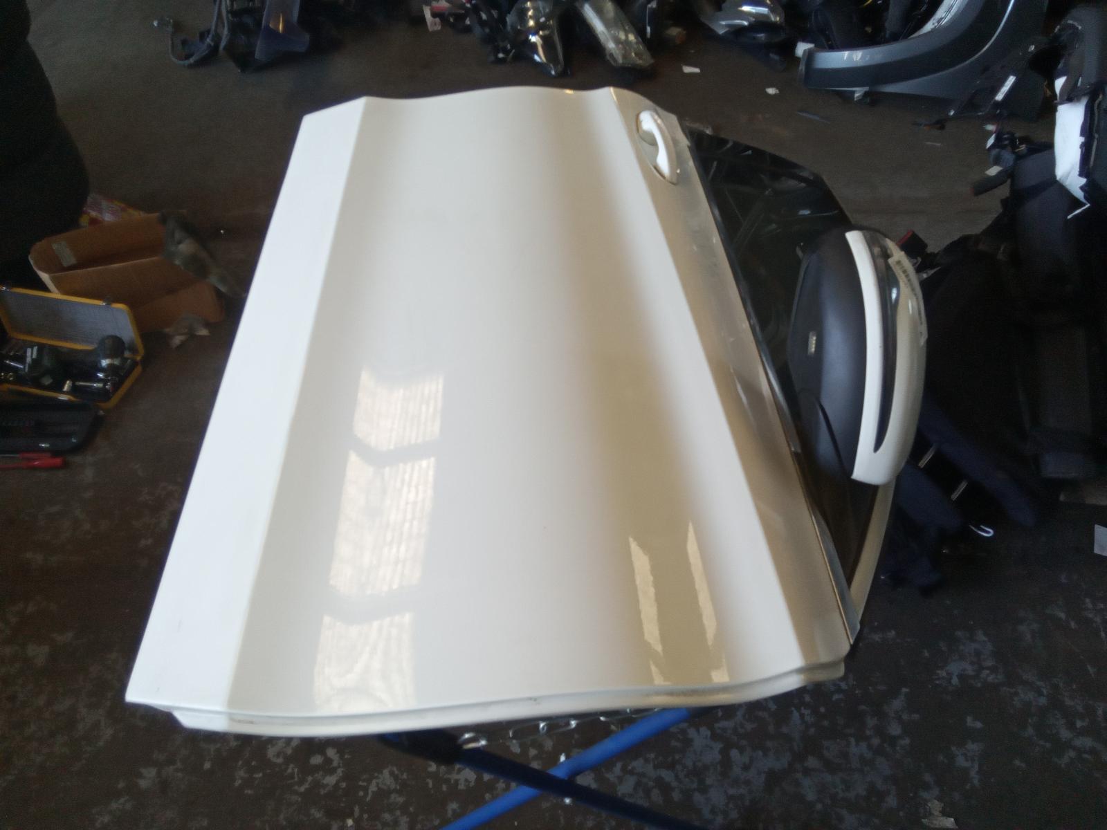 2019 Mercedes C Class Right Front Door View Auto part Right Front Door Mercedes C Class 2019