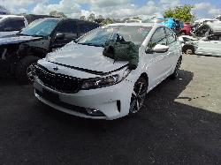 View Auto part Left Front Door Kia Cerato 2018