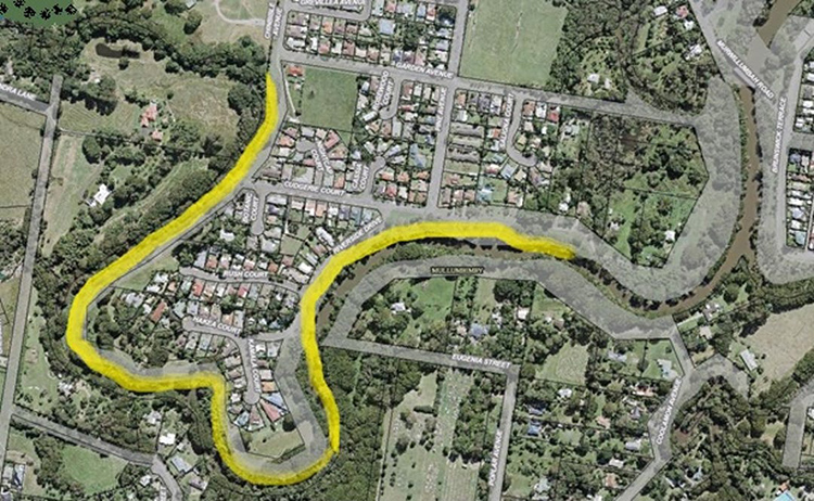 The project rehabilitation area shown in yellow of the the 1.8km reach of the Brunswick River bank from the Mullumbimby Showground, downstream to the eastern end of Riverside Drive, Mullumbimby.