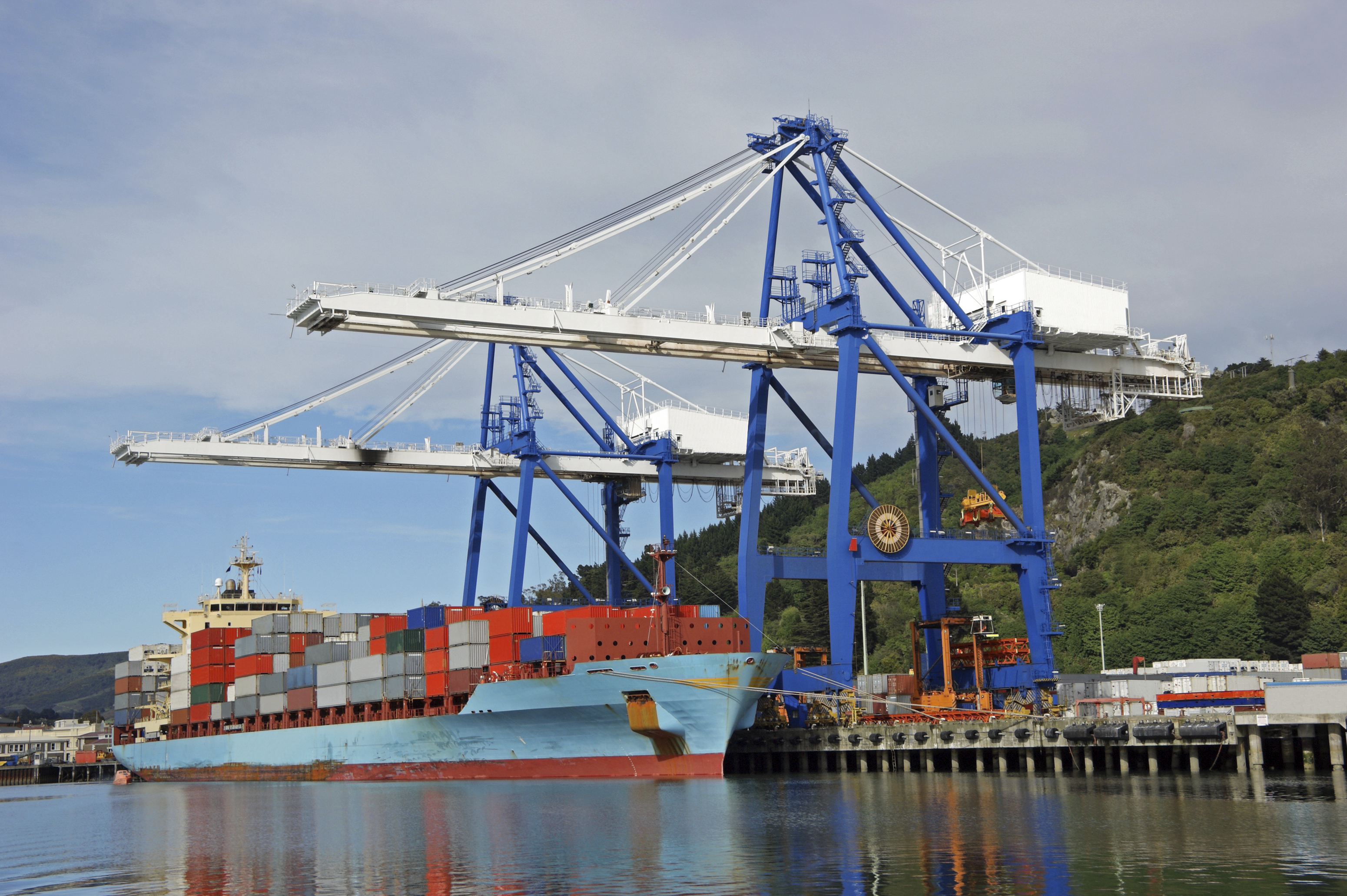 Istock 000012229065 large harbour containers