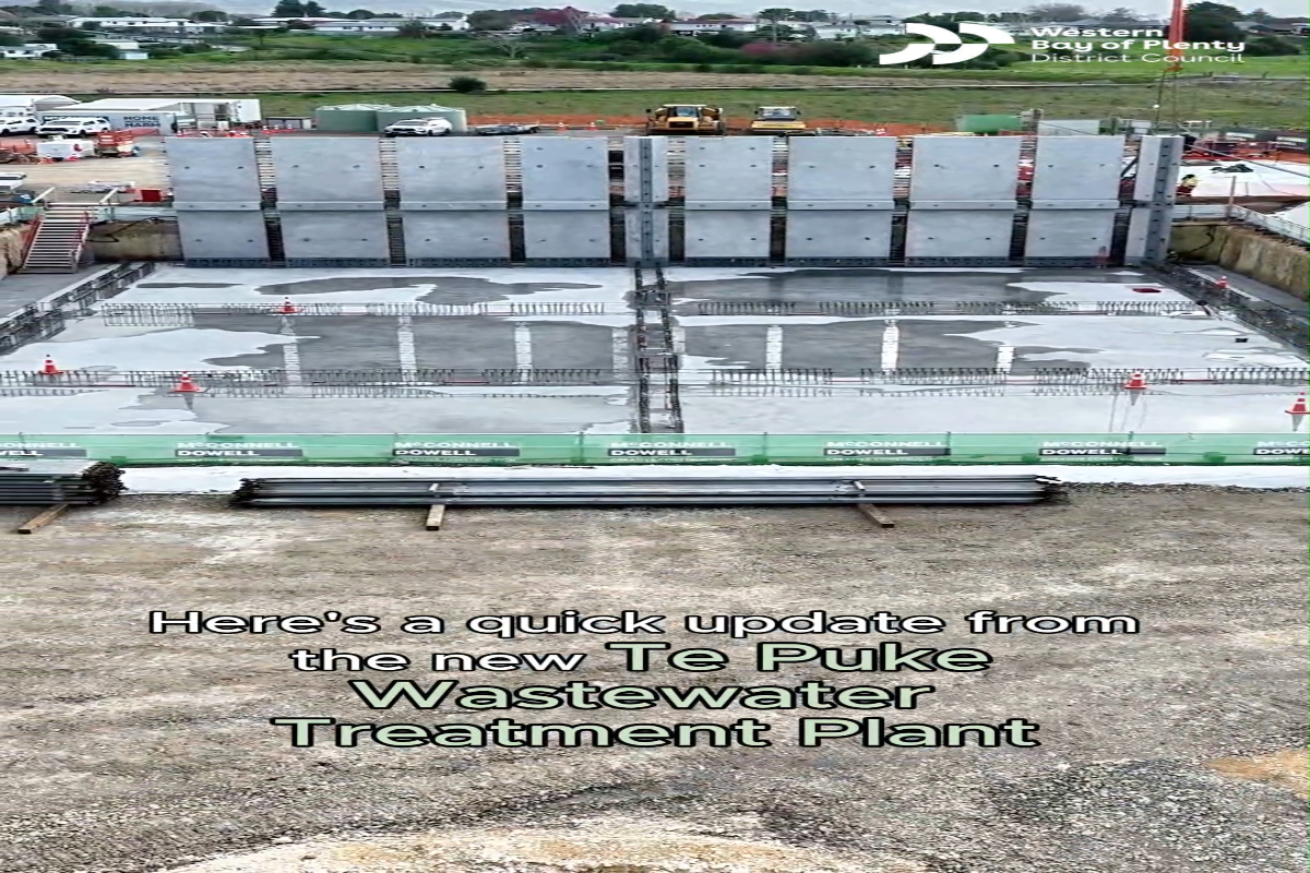 Installation of pre-cast concrete walls for SBR tanks