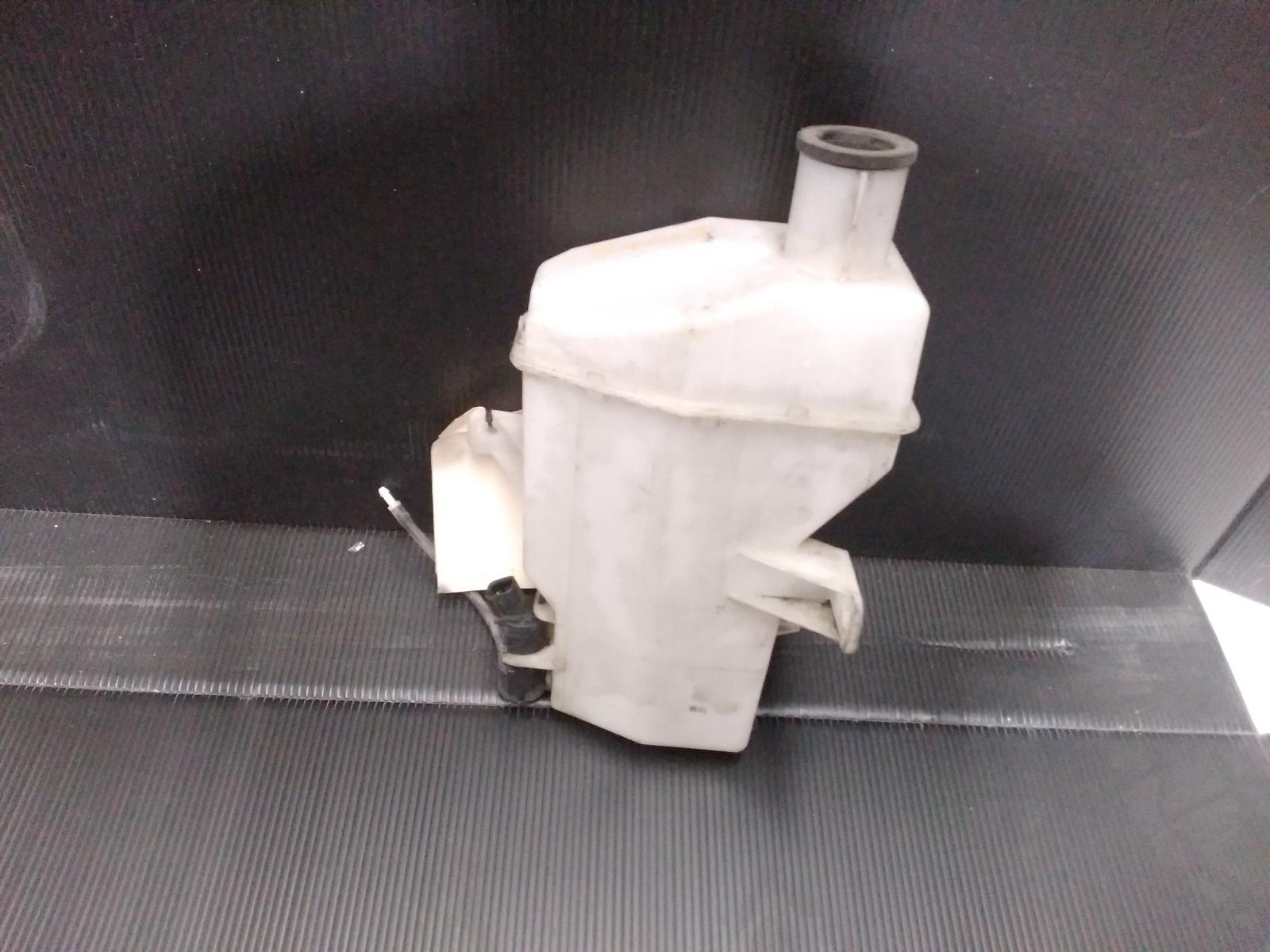 View Auto part Overflow Bottle Hyundai Iload/imax 2012