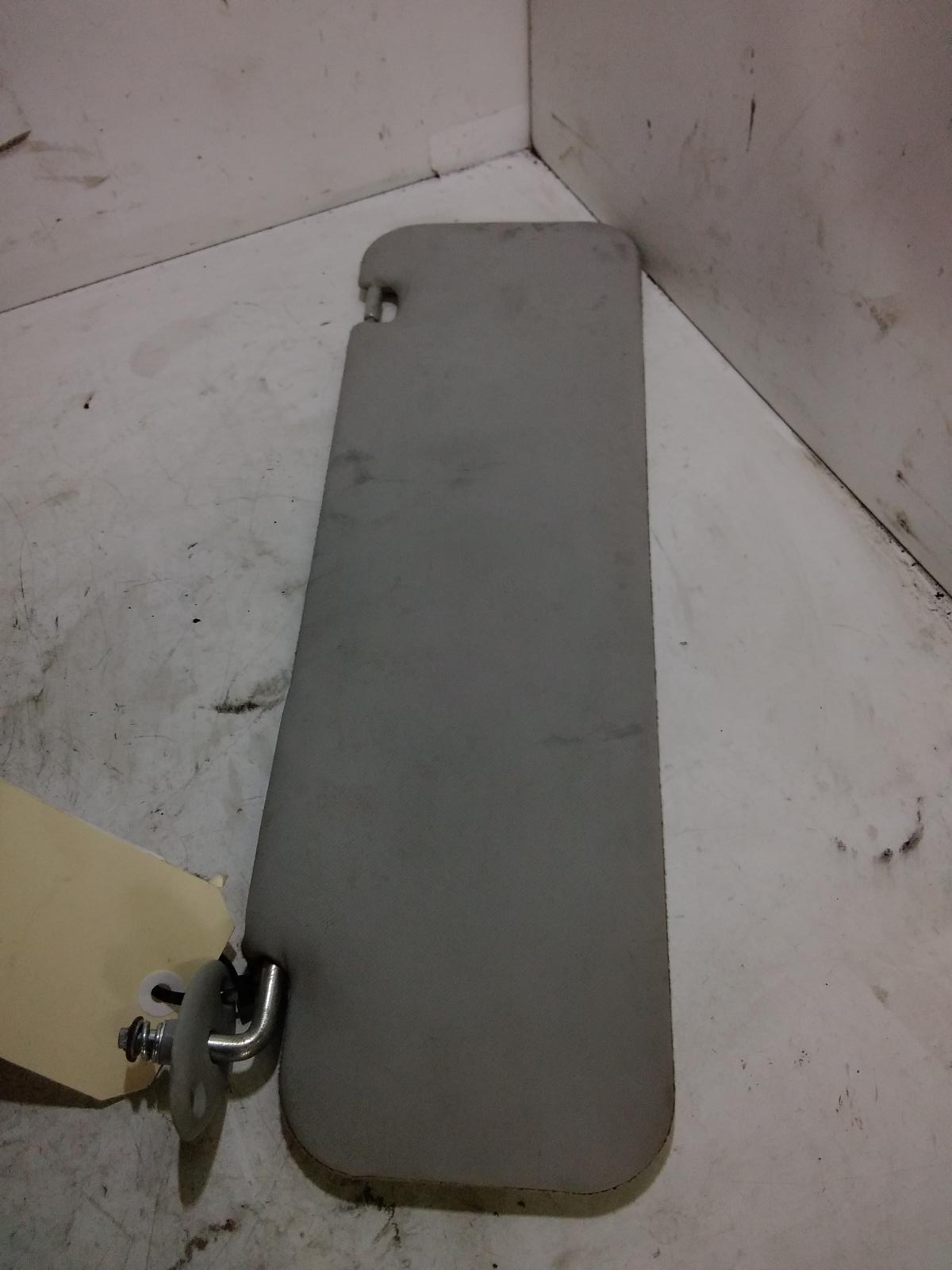 View Auto part Sunvisor Toyota Hiace 2008