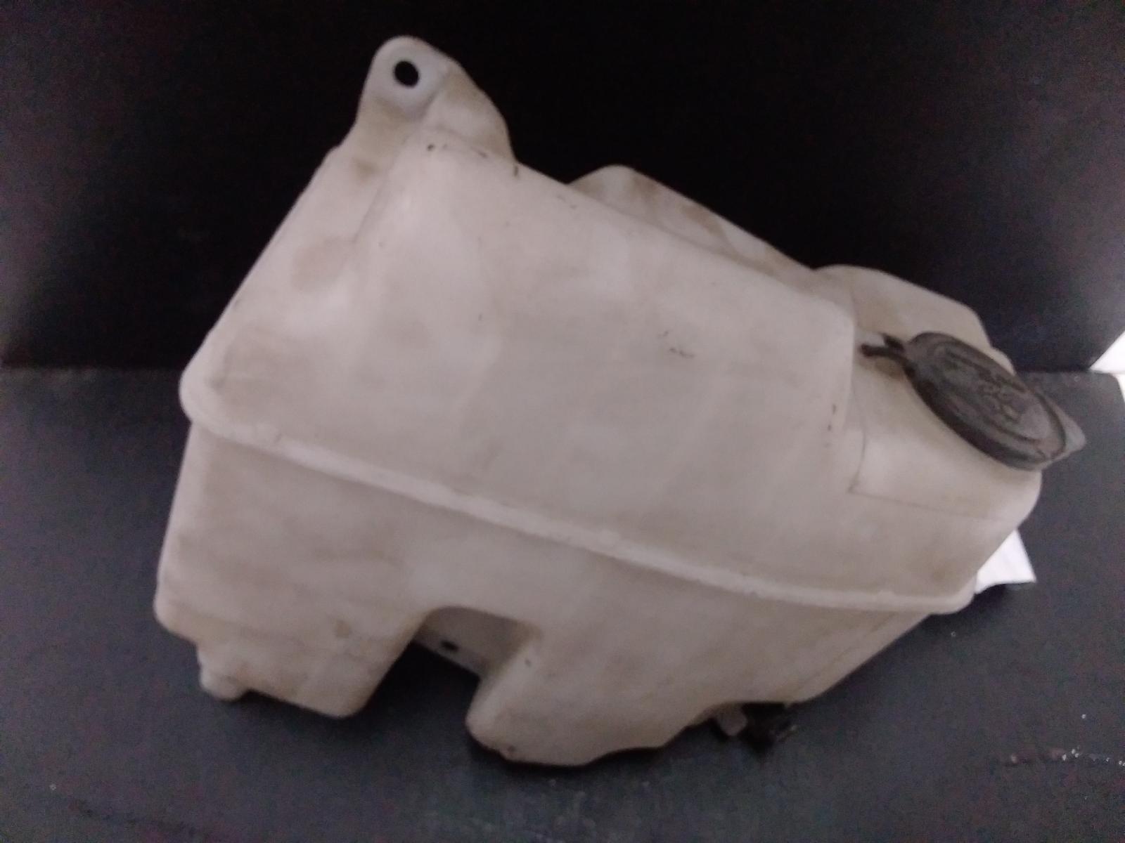 View Auto part Washer Bottle Toyota Hiace 2008