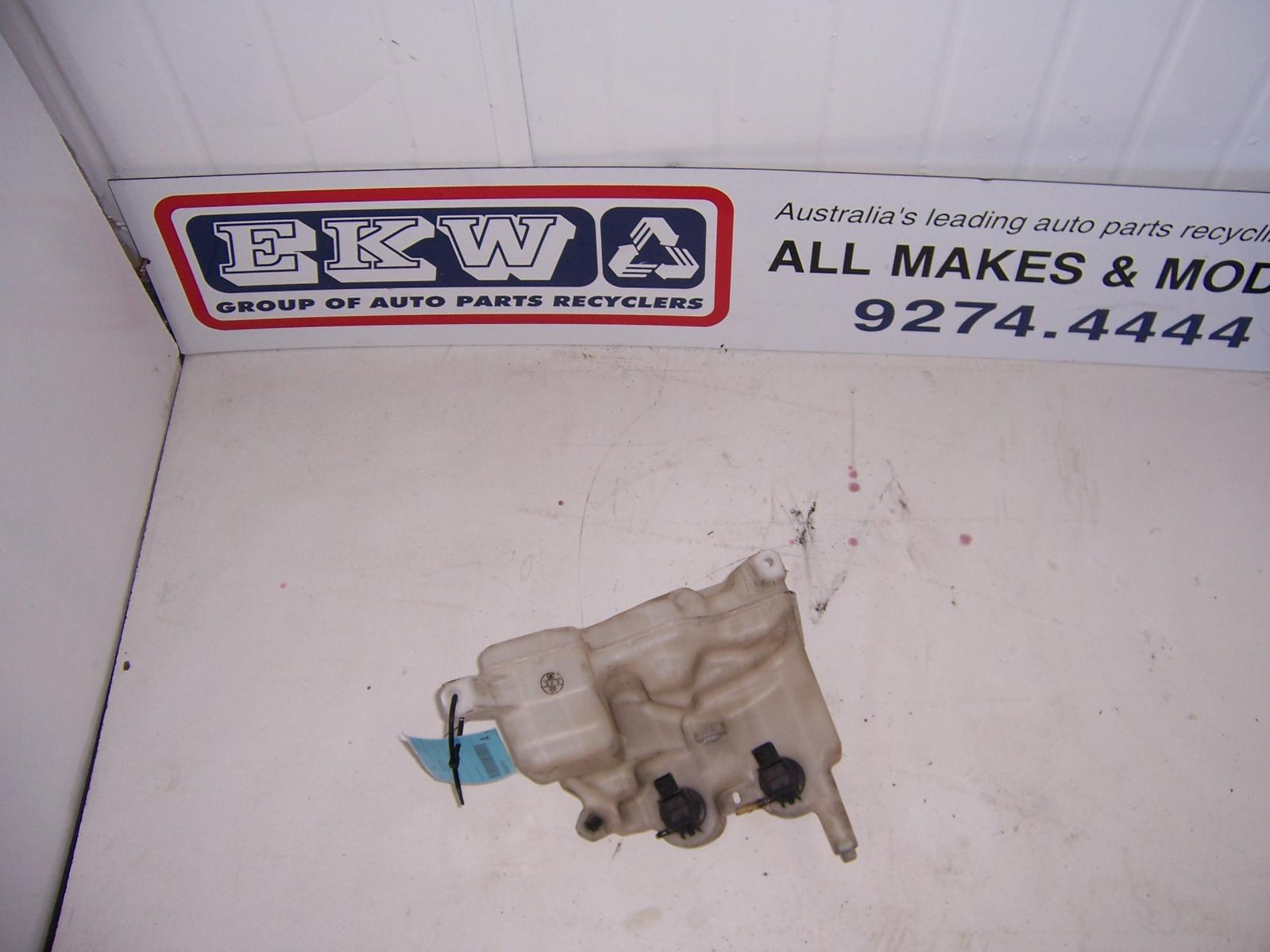 View Auto part Washer Bottle Toyota Hiace 2008