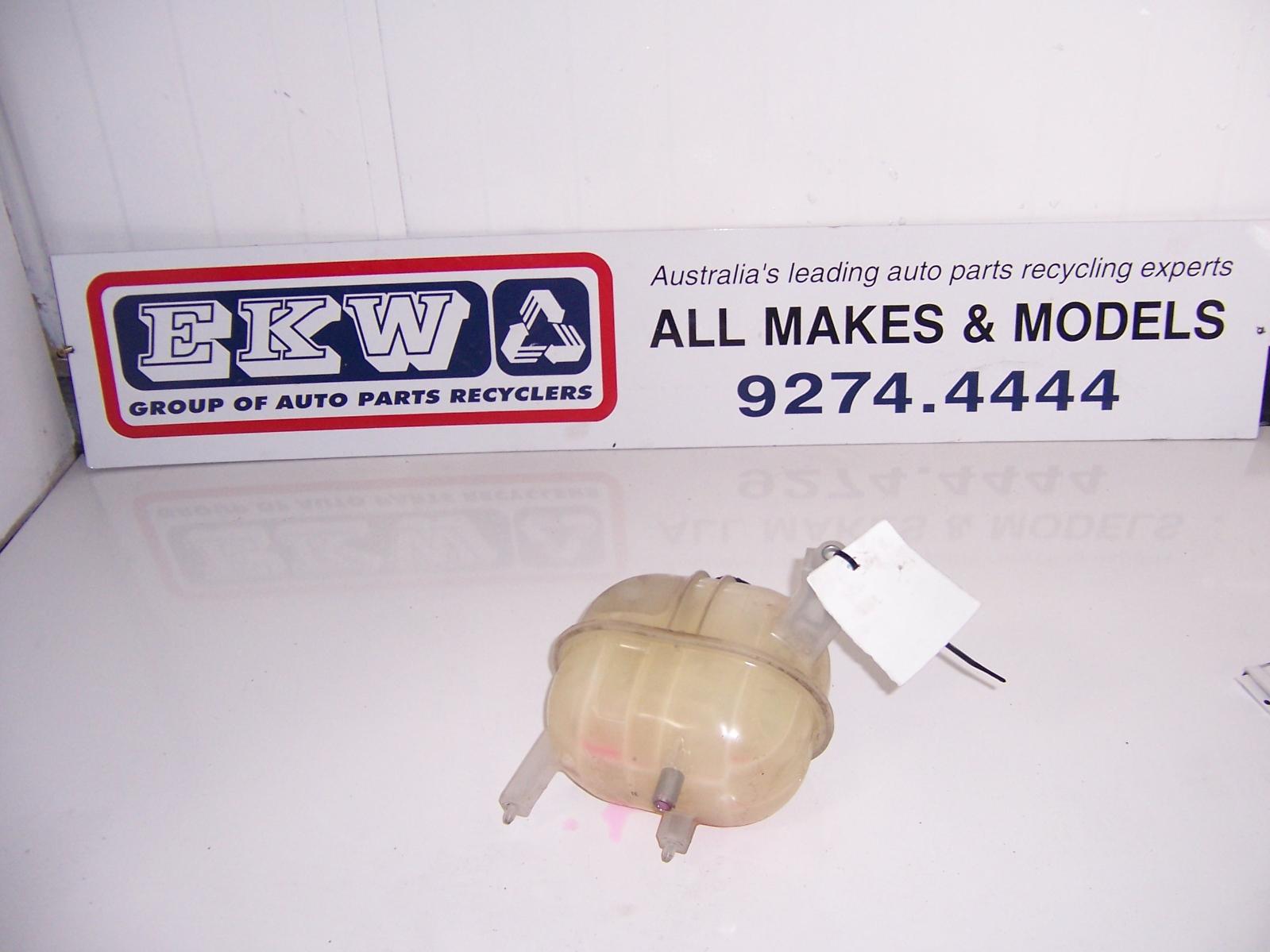 View Auto part Overflow Bottle Toyota Hiace 2008
