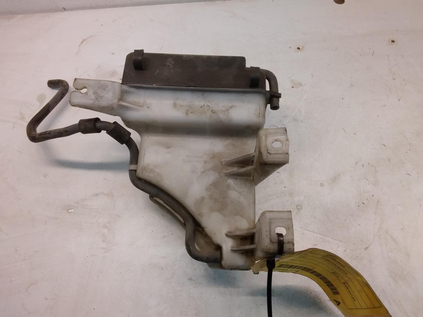 2010 Hyundai Iload/imax Overflow Bottle View Auto part Overflow Bottle Hyundai Iload/imax 2010