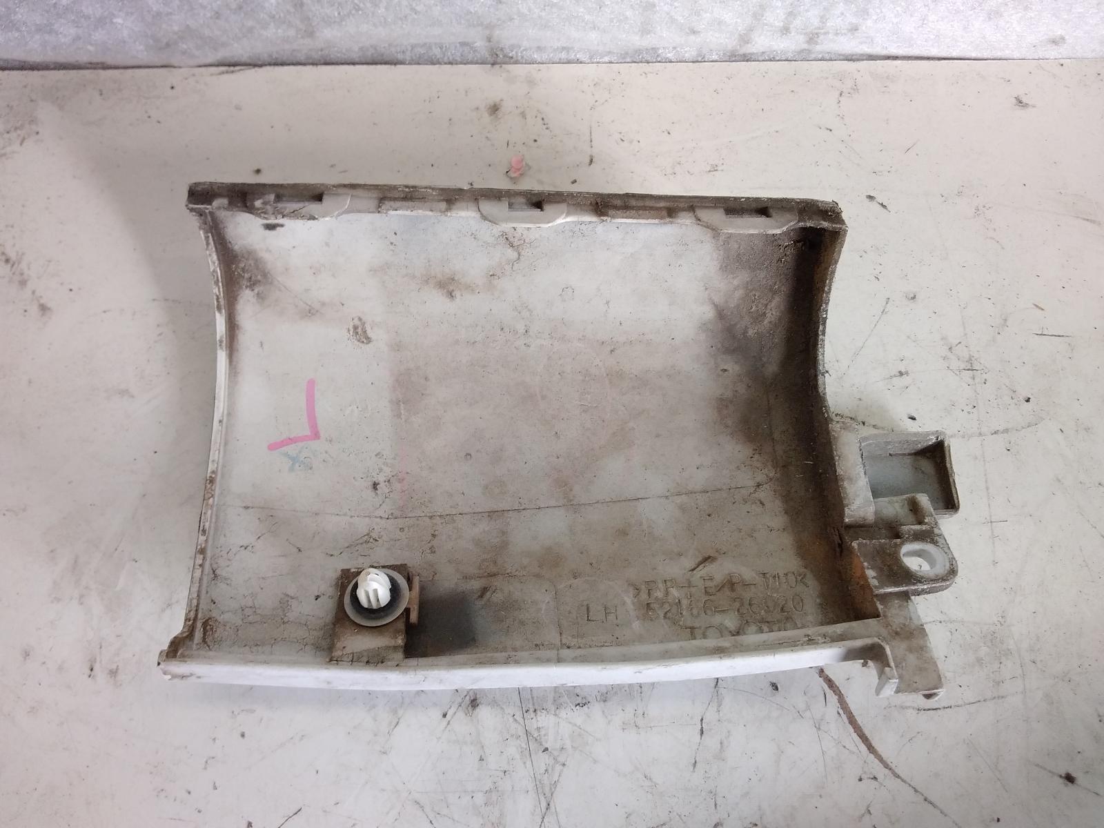 View Auto part Left Taillight Toyota Hiace 2010