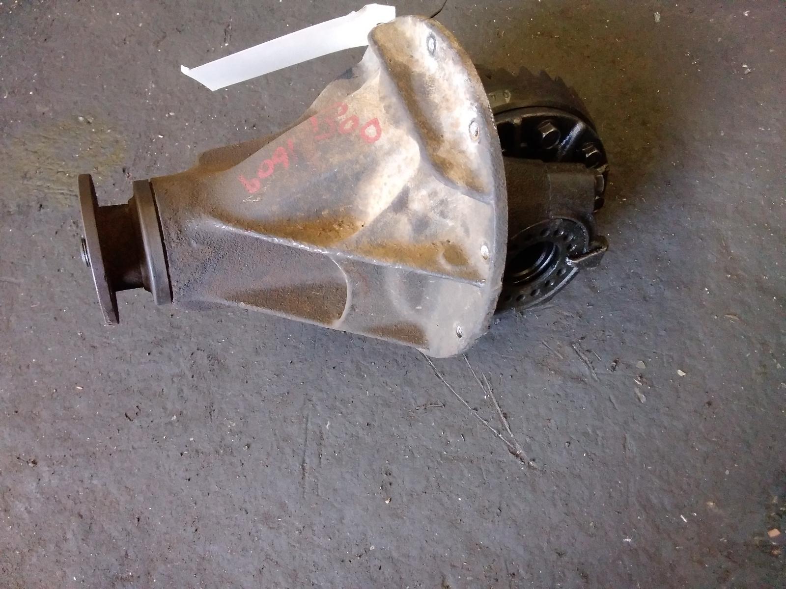 View Auto part Differential Centre Mitsubishi L300 2007