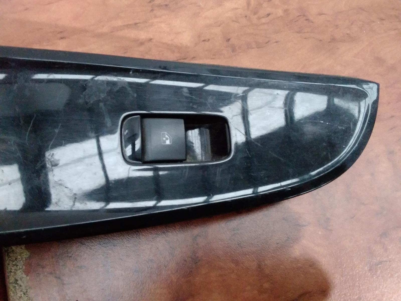 View Auto part Pwr Dr Wind Switch Holden Commodore 2016