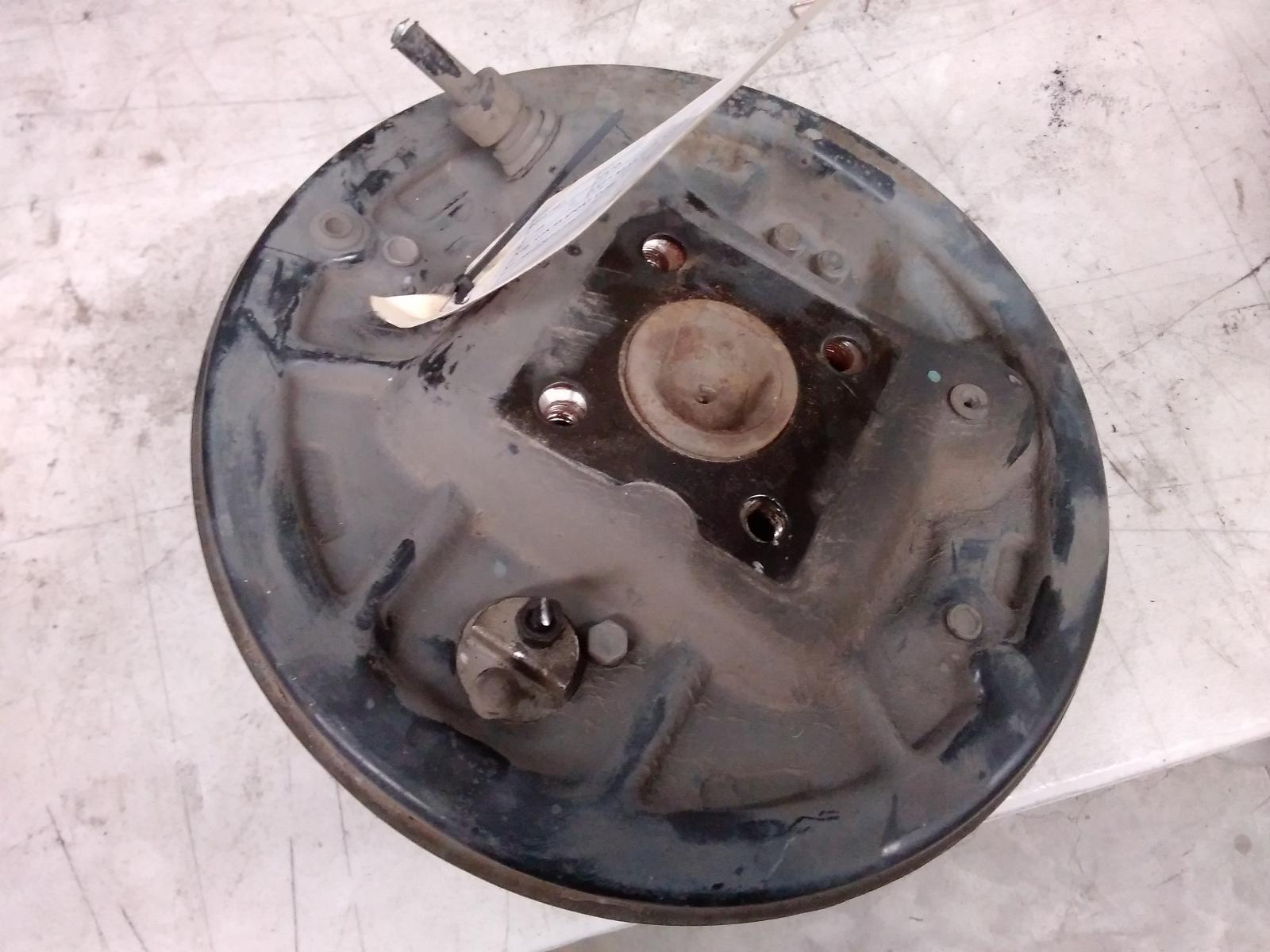2016 Renault Clio Left Rear Hub Assembly View Auto part Left Rear Hub Assembly Renault Clio 2016