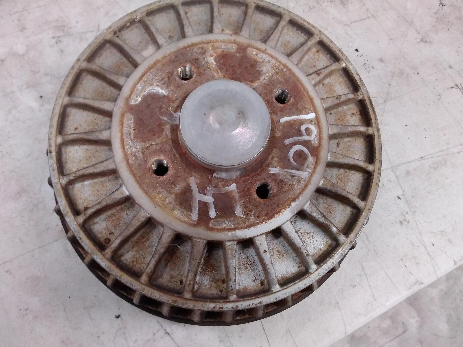 2016 Renault Clio Left Rear Hub Assembly View Auto part Left Rear Hub Assembly Renault Clio 2016