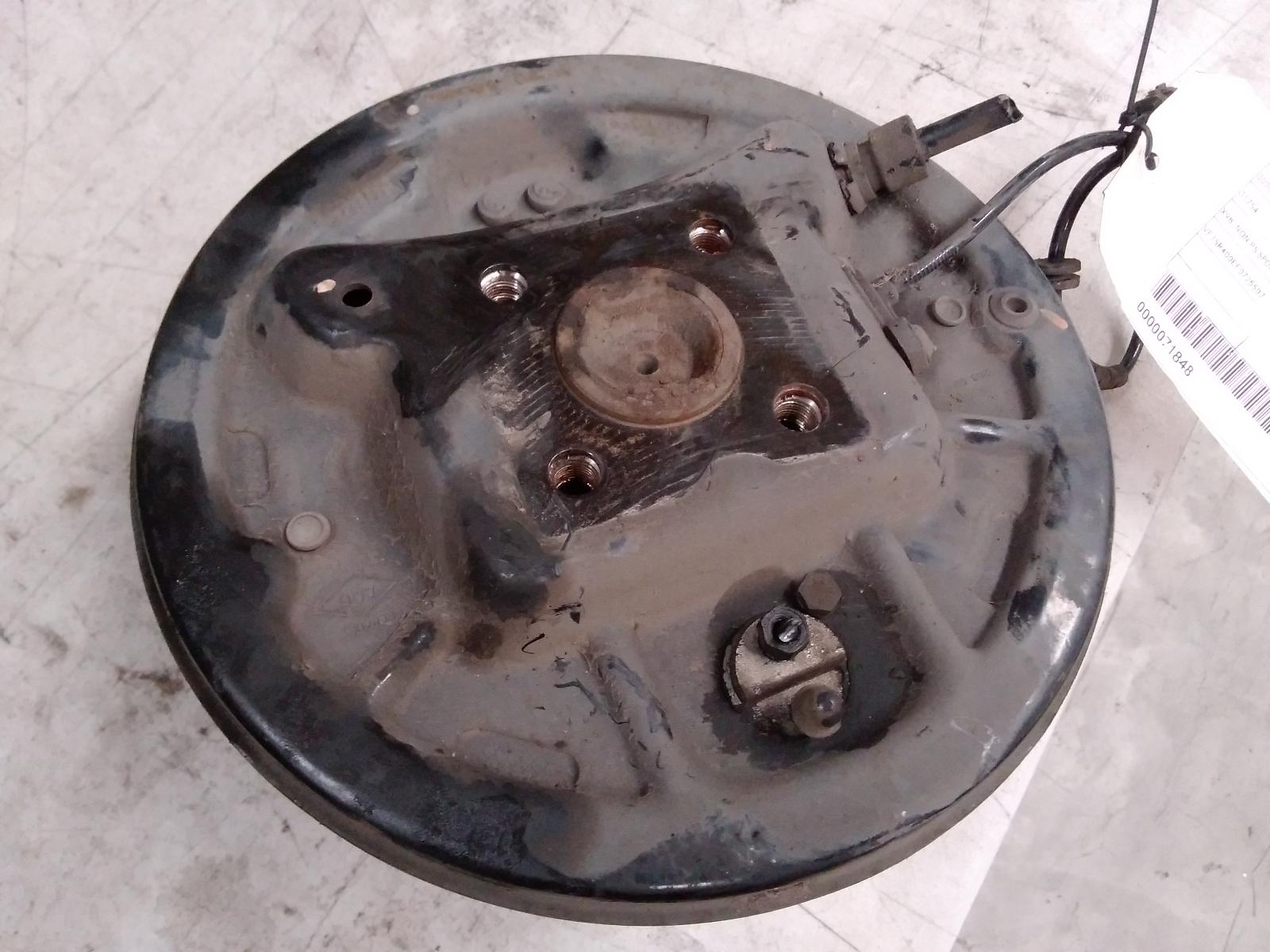 2016 Renault Clio Right Rear Hub Assembly View Auto part Right Rear Hub Assembly Renault Clio 2016