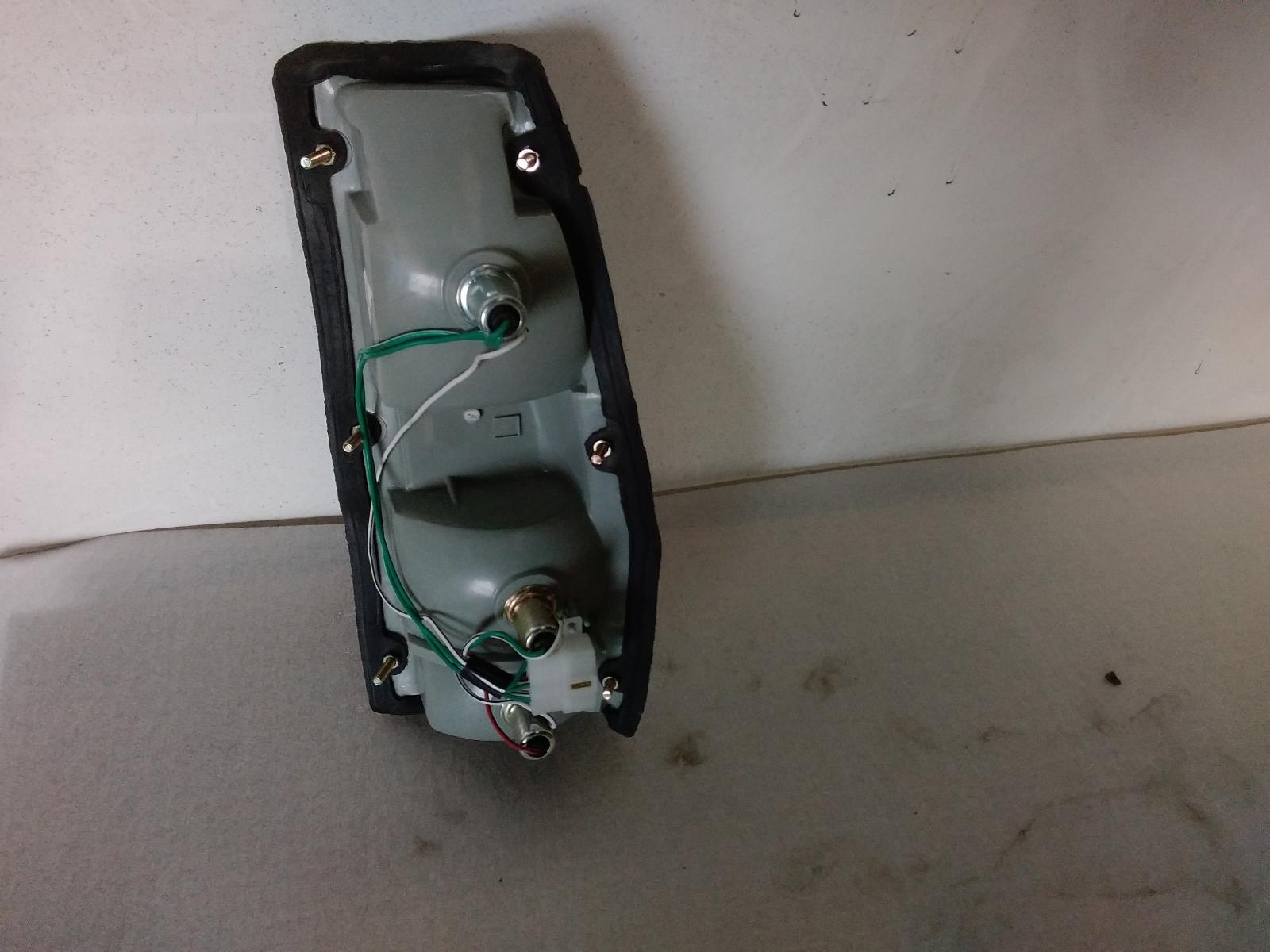 1987 Nissan Navara Left Taillight View Auto part Left Taillight Nissan Navara 1987