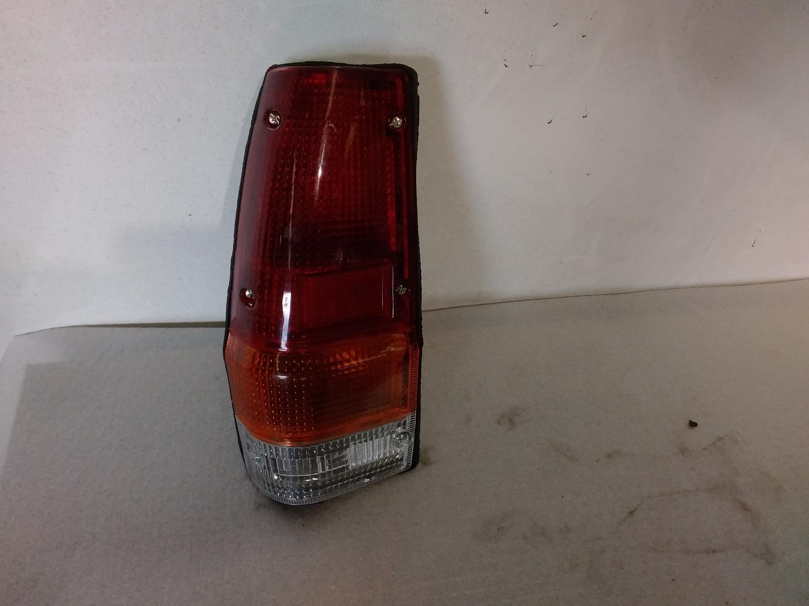 View Auto part Left Taillight Nissan Navara 1988