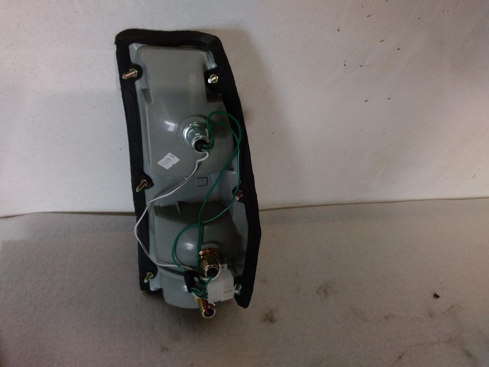 View Auto part Left Taillight Nissan Navara 1988