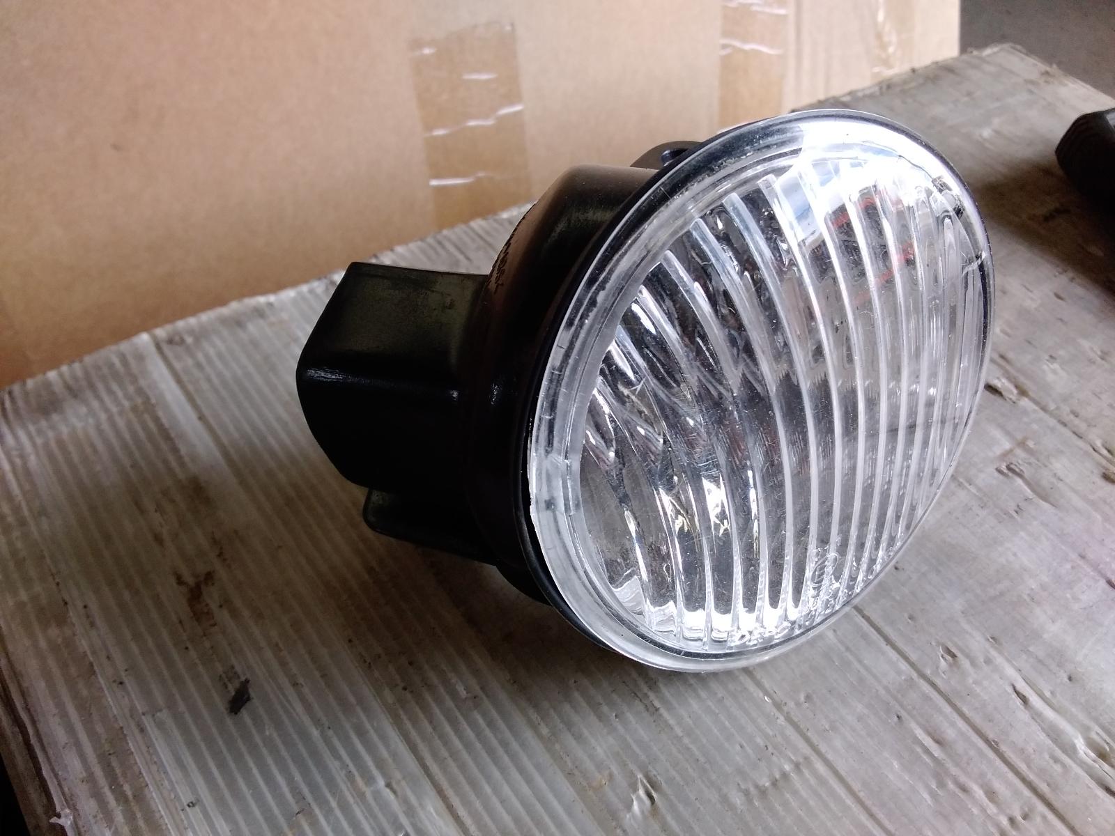 View Auto part Right Indicator/Fog/Side Toyota Corolla 1998