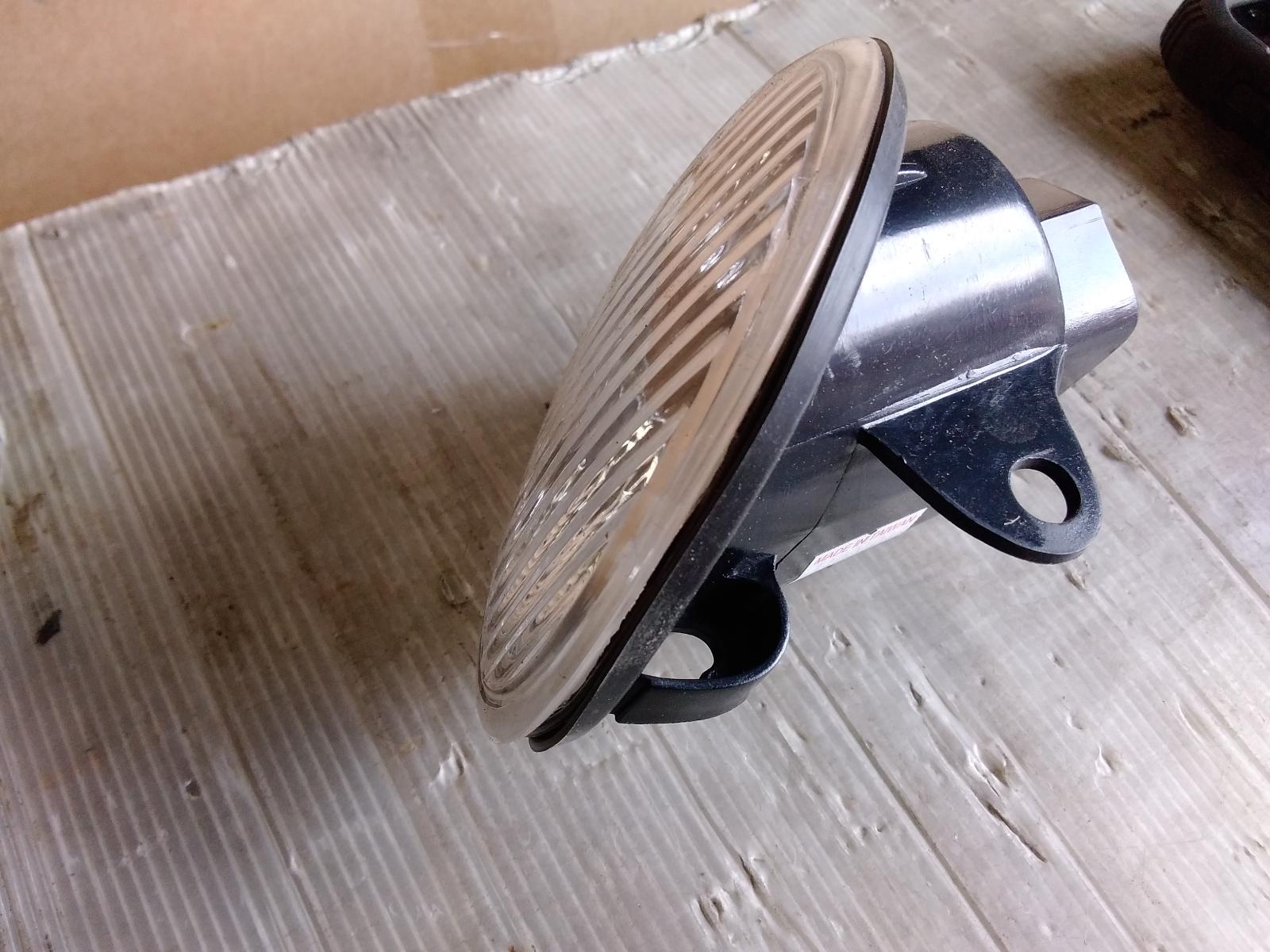 View Auto part Right Indicator/Fog/Side Toyota Corolla 1998