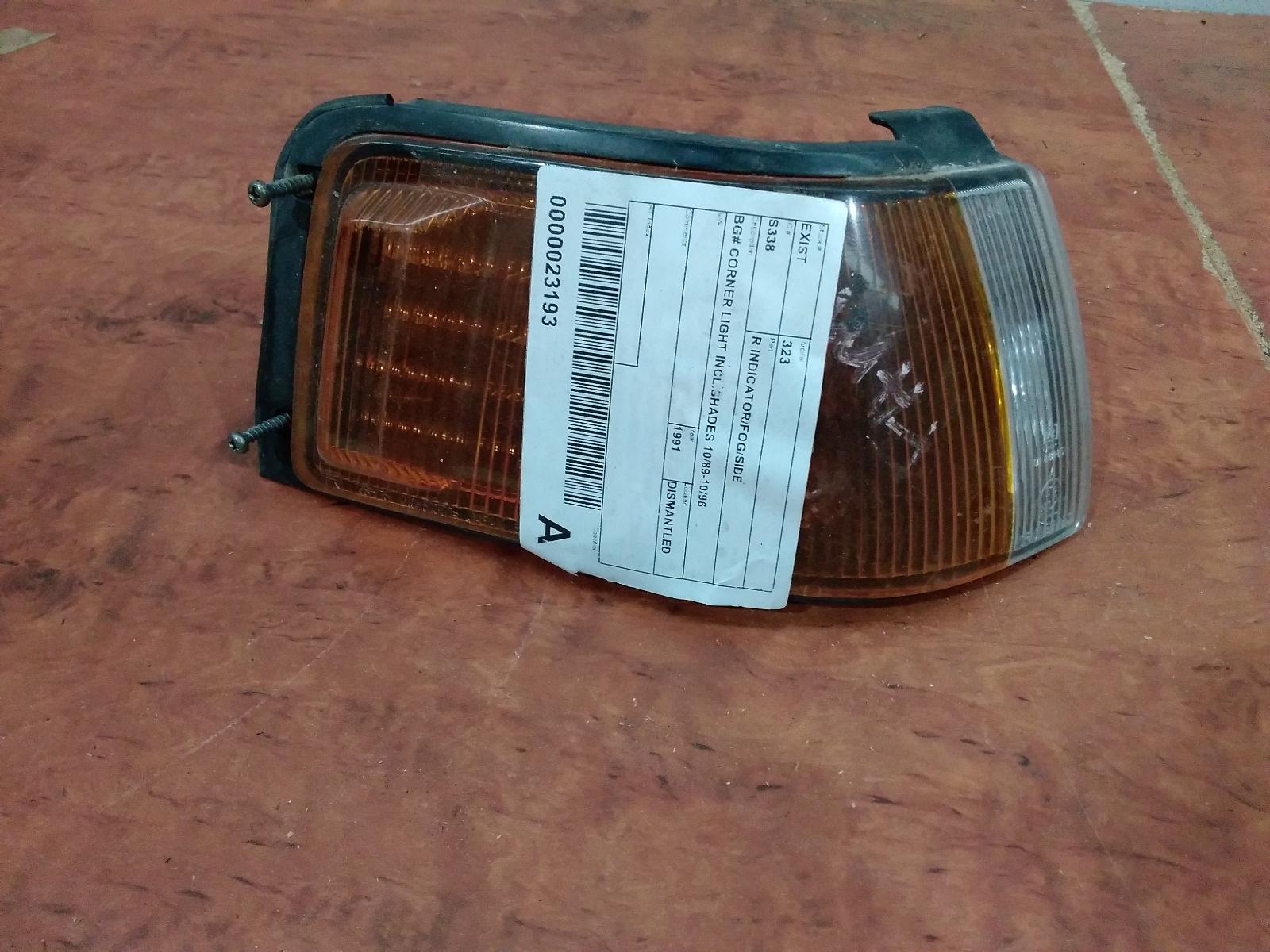 1991 Mazda 323 Right Indicator/Fog/Side View Auto part Right Indicator/Fog/Side Mazda 323 1991