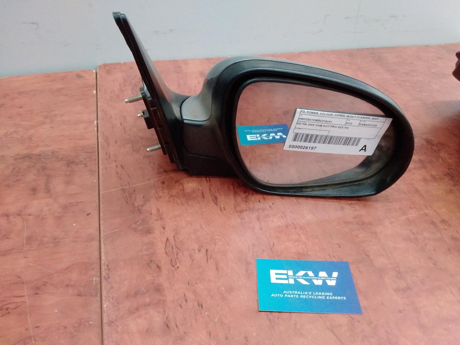 2010 Hyundai I30 Right Door Mirror View Auto part Right Door Mirror Hyundai I30 2010