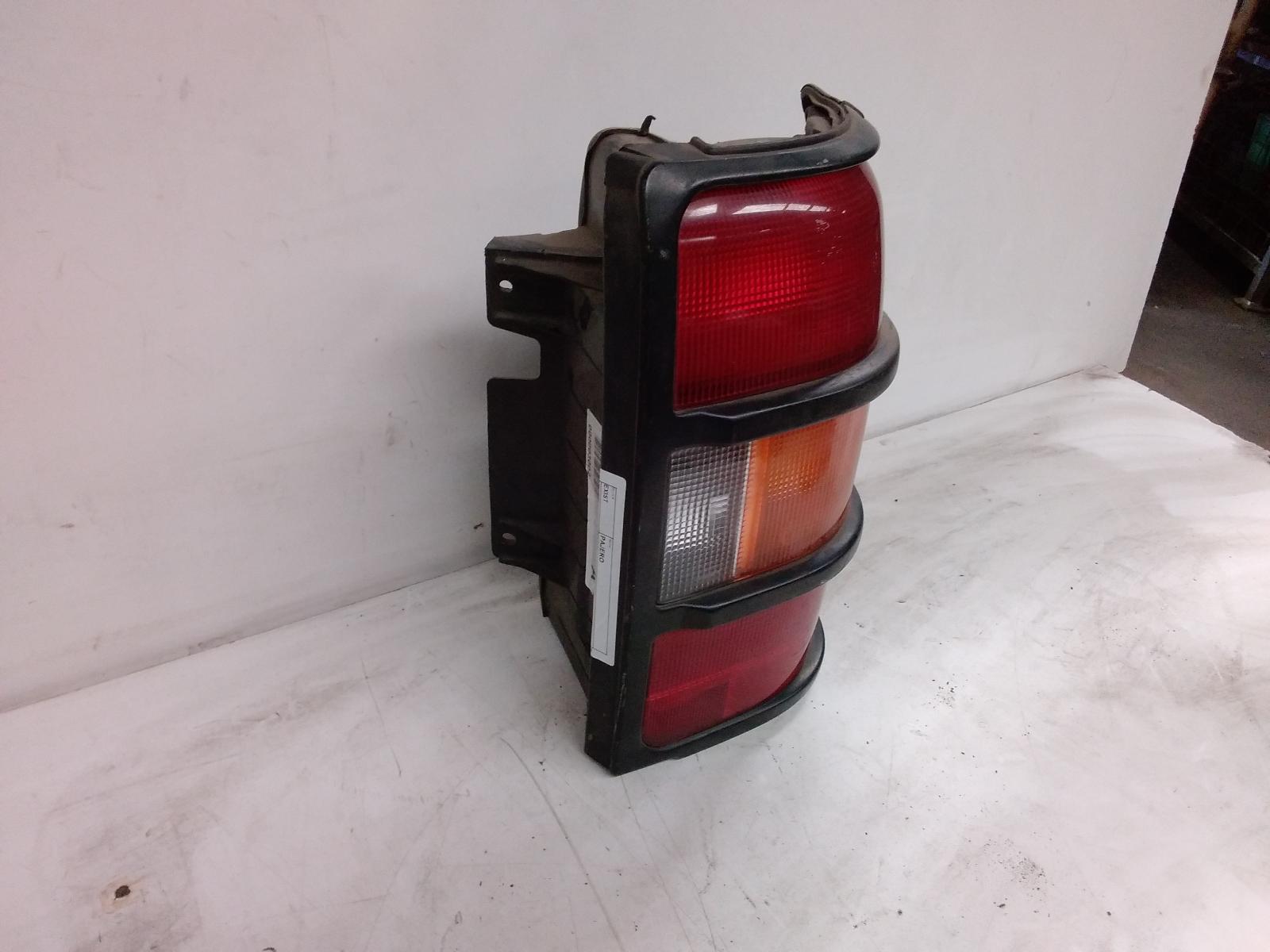 View Auto part Right Taillight Mitsubishi Pajero 1997