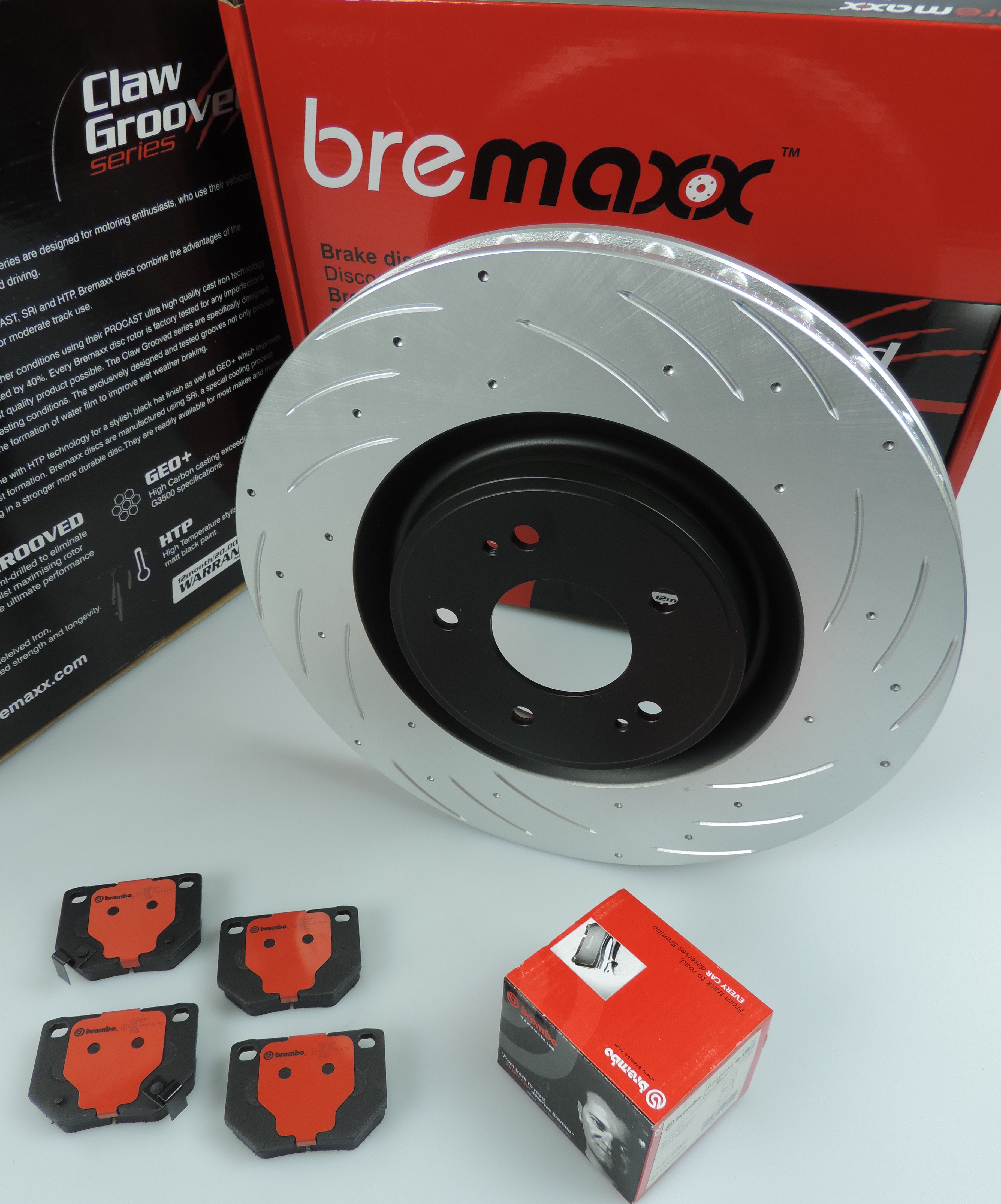 BREMBO pads & BREMAXX slotted disc brake rotors REAR for NISSAN R32 R33