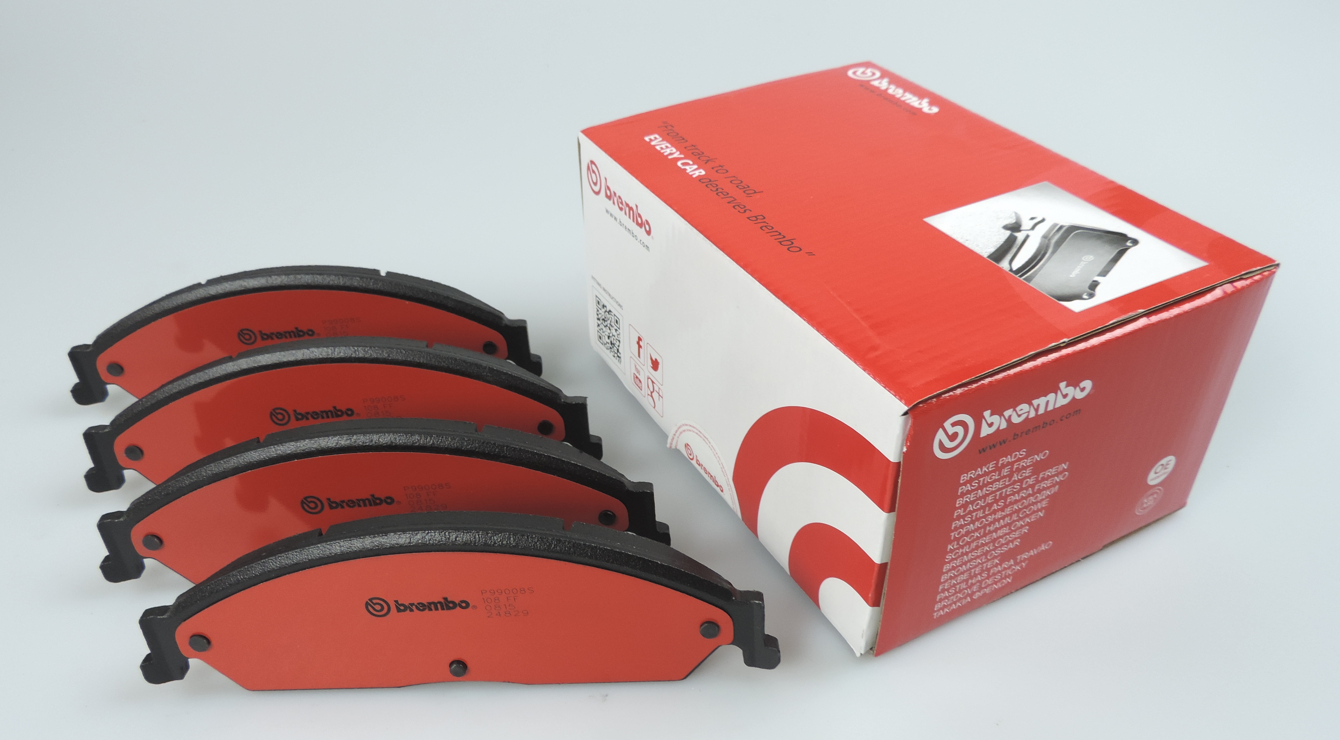 SLOTTED disc brake rotors & BREMBO pads FRONT + REAR COMMODORE VT VX VU