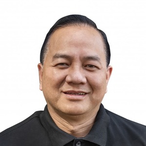 Javier  ricky headshot 1219