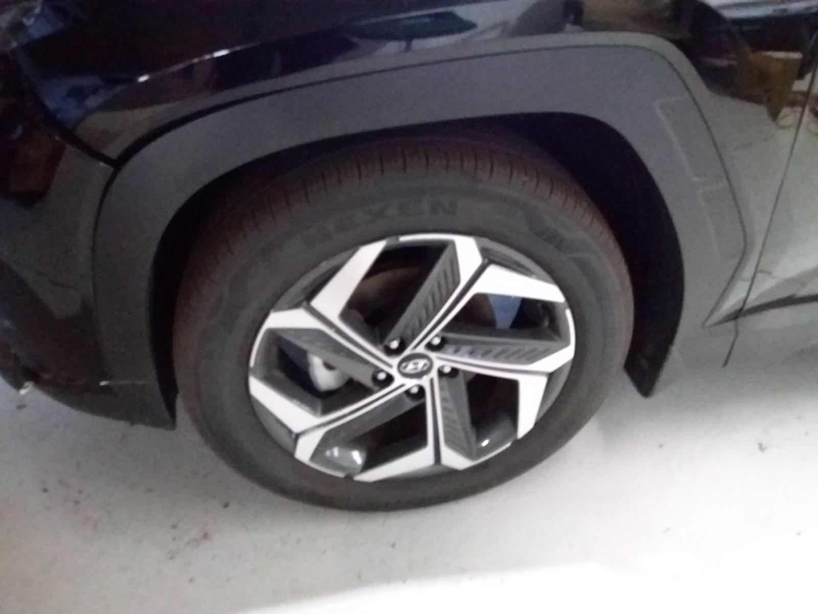 View Auto part Engine Hyundai Tucson 2021