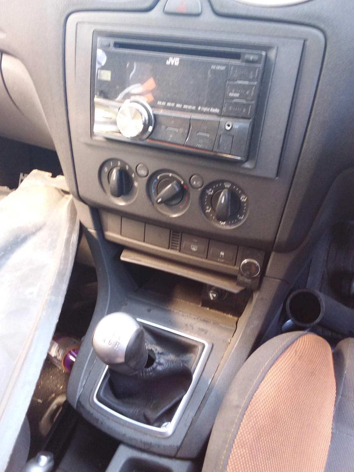 View Auto part 2nd Seat (Rear Seat) Ford Focus 2006