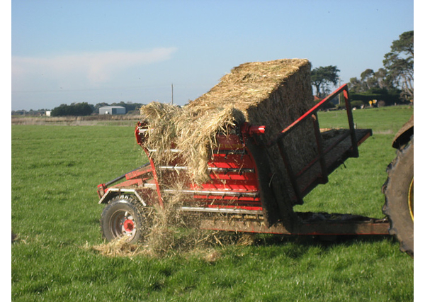 Wmi Pamick Round And Square Bale Feeder For Sale Machinery Hay