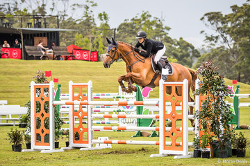 Katie Laurie and 'Esteban MVNZ' place 5th in a time of 67.31 sec