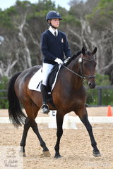 Evania Klingberg riding Don Roccardo represented Firbank School in the Senior 1.1.