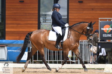 Holly McMartin rode Rascalina to seventh place in the hotly contested Charlies Cookies Medium 4.2.