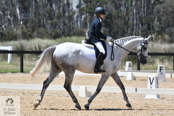 Samantha D'alia rode Wheels of Steel HF to fifth place in the MotorOne Participation Preliminary 1.2 Junior.
