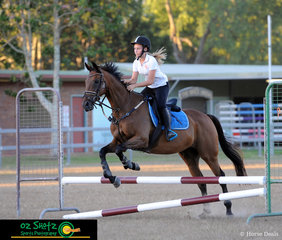 A new pairing in the show jumping is Alicia Jonck and Che Gaddes' gelding, Rambo during their lesson with Becky Jenkins. 