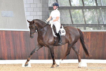 Well known former show hack rider and three time Garryowen winner, Shae Russo rode 'Blooomfield Royal Artist' to fifth place in the 5yo Young Horse Round One.